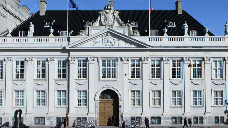 Den franske ambassade Det Thotske palæ